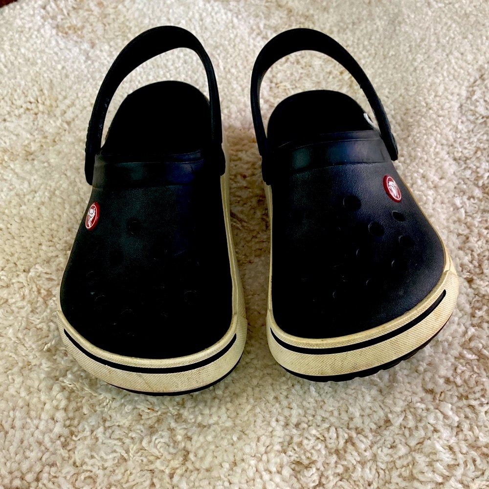 CROCS Kids Black and Cream Water Shoes size 3